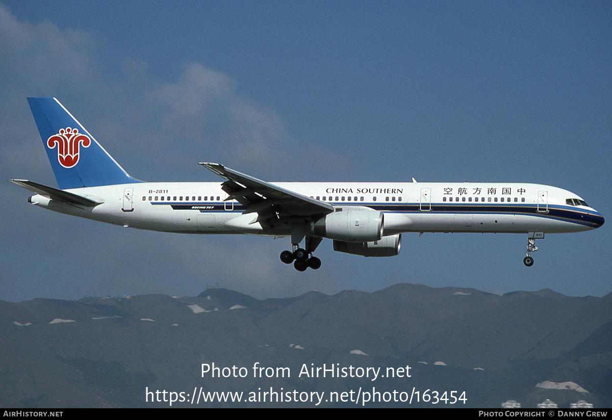 Aircraft Photo of B-2811 | Boeing 757-21B | China Southern Airlines | AirHistory.net #163454