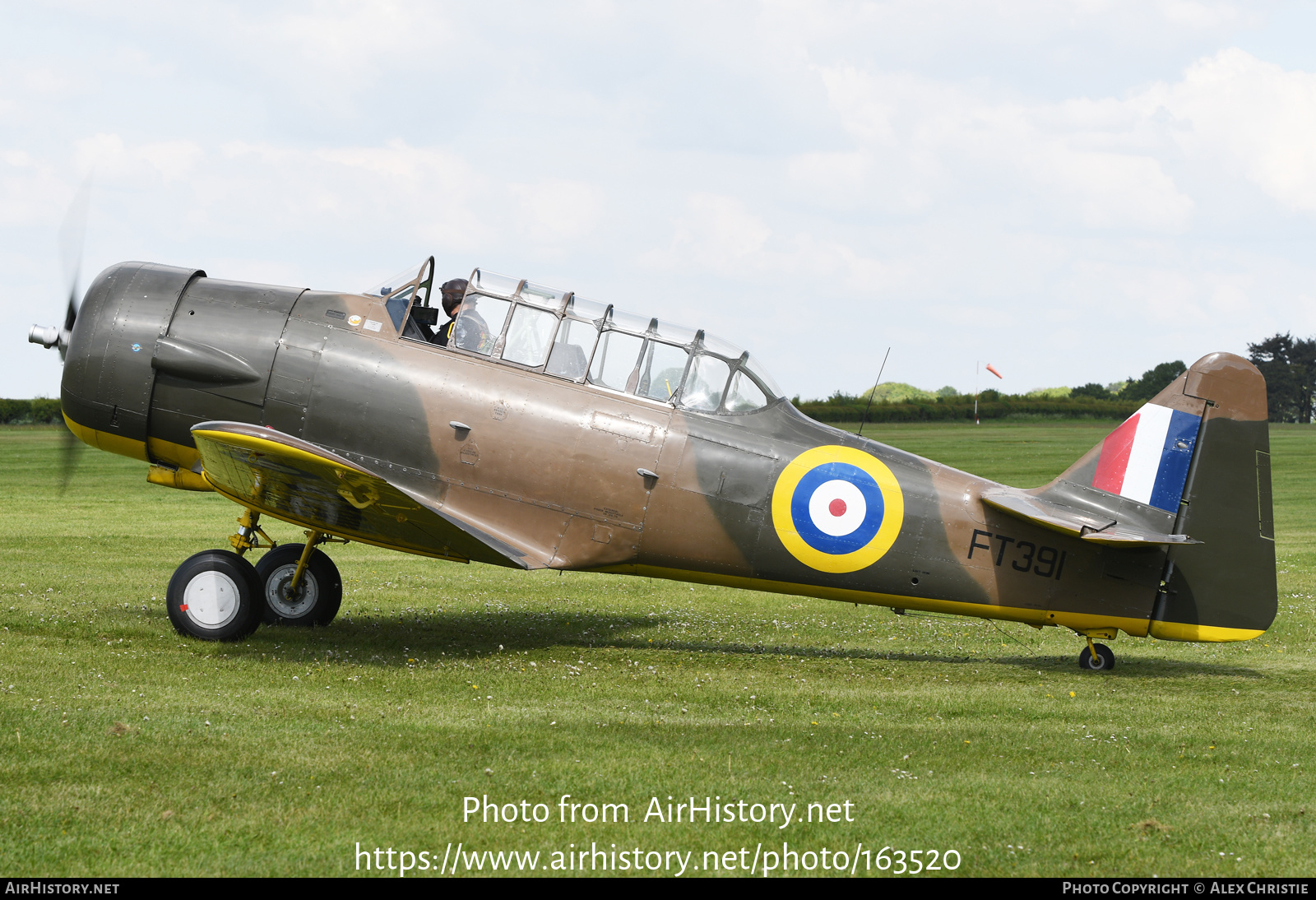 Aircraft Photo of G-AZBN / FT391 | North American AT-16 Harvard IIB | UK - Air Force | AirHistory.net #163520