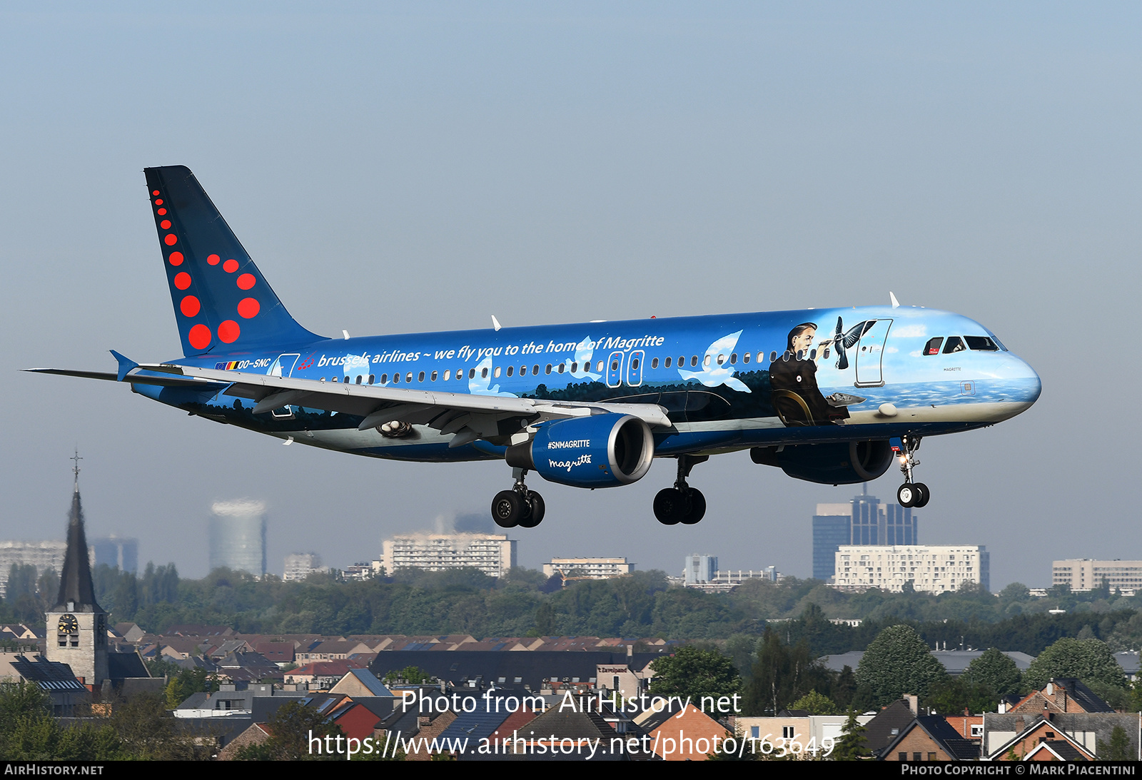 Aircraft Photo of OO-SNC | Airbus A320-214 | Brussels Airlines | AirHistory.net #163649