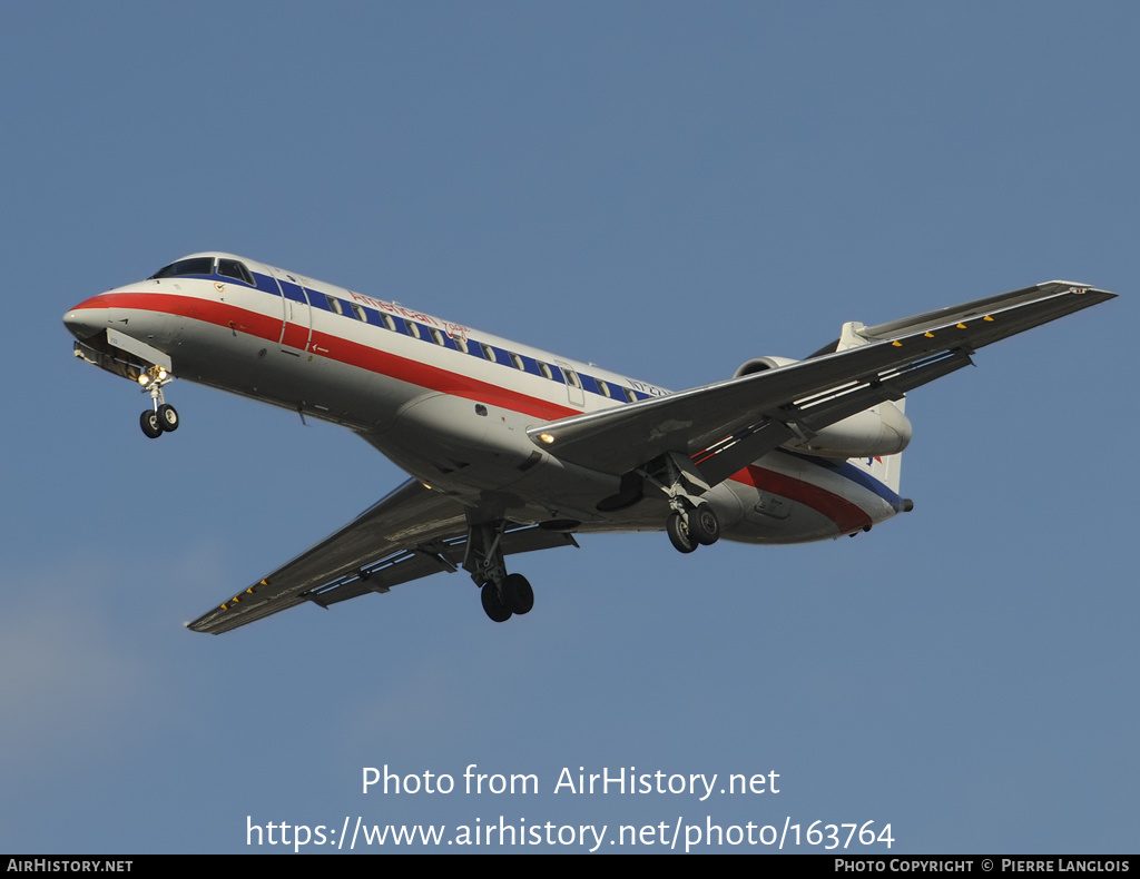 Aircraft Photo of N722AE | Embraer ERJ-135LR (EMB-135LR) | American Eagle | AirHistory.net #163764