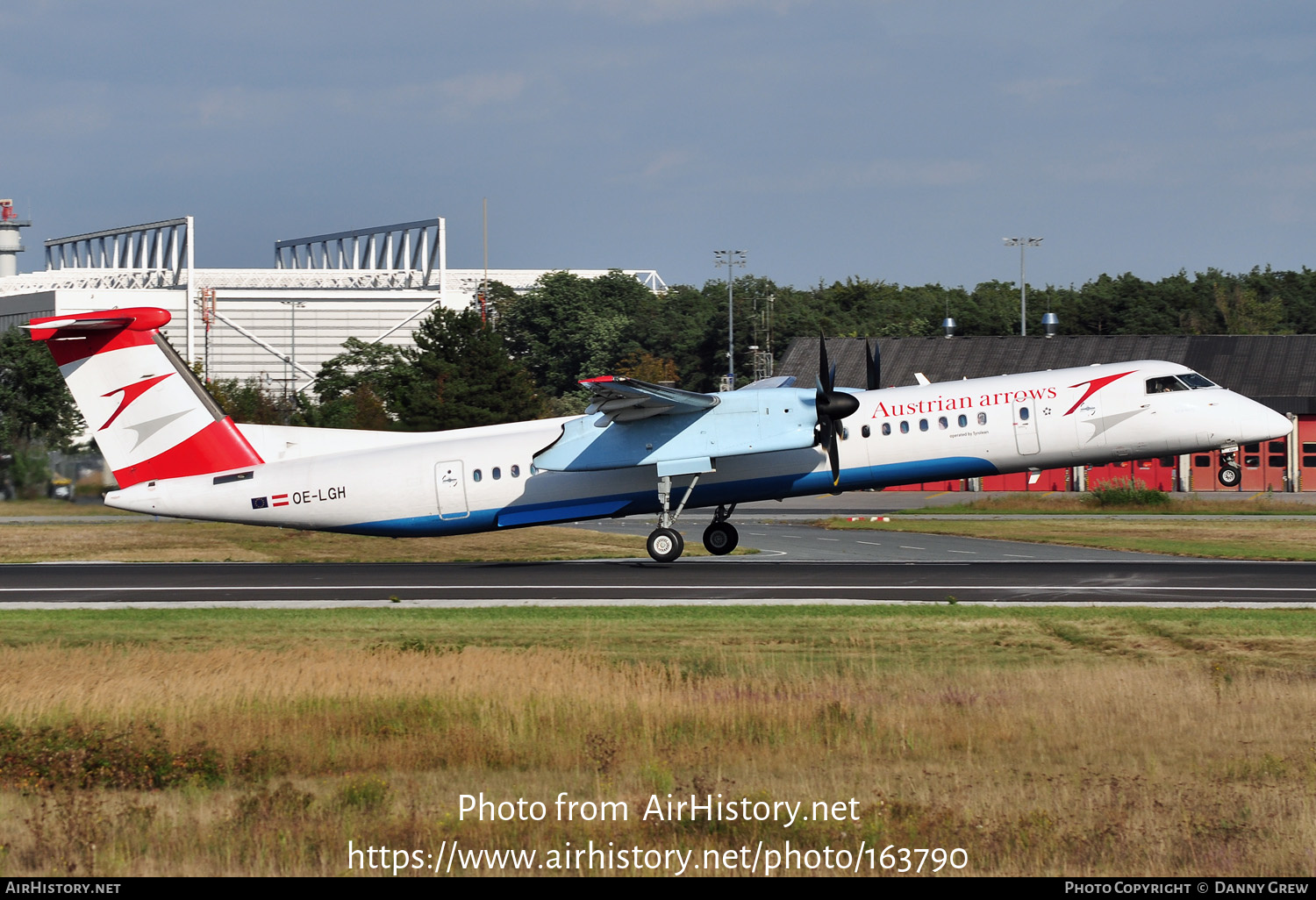 Aircraft Photo of OE-LGH | Bombardier DHC-8-402 Dash 8 | Austrian Arrows | AirHistory.net #163790