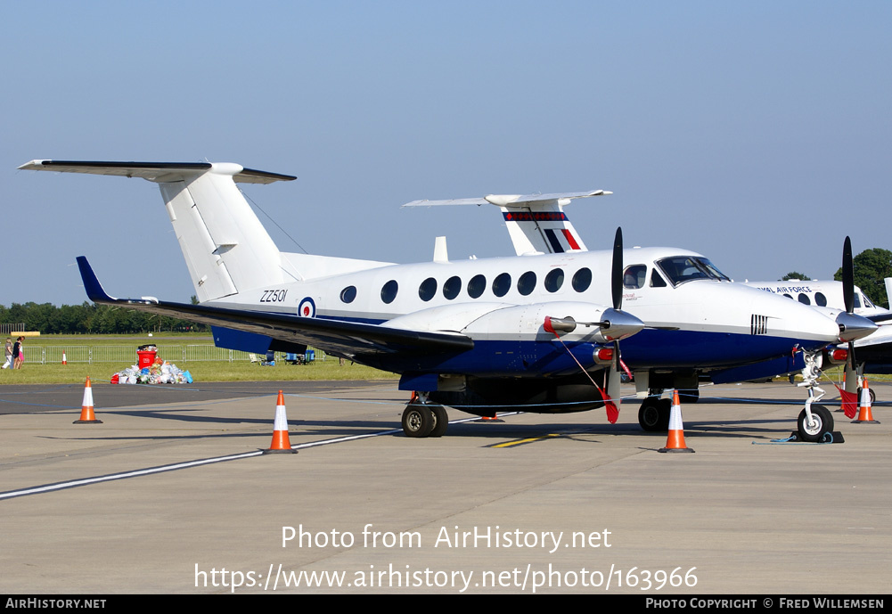 Aircraft Photo of ZZ501 | Hawker Beechcraft 350CER Avenger T1 (300C) | UK - Navy | AirHistory.net #163966