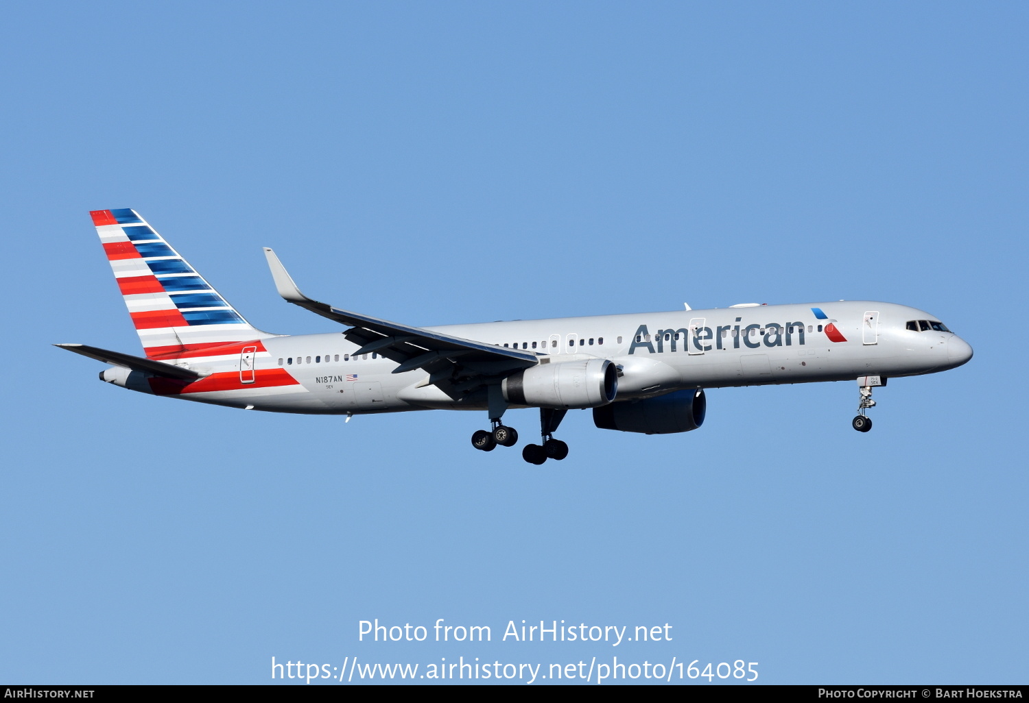 Aircraft Photo of N187AN | Boeing 757-223 | American Airlines | AirHistory.net #164085