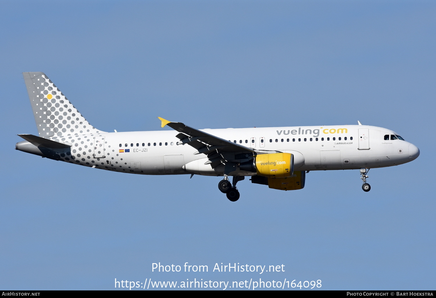 Aircraft Photo of EC-JZI | Airbus A320-214 | Vueling Airlines | AirHistory.net #164098