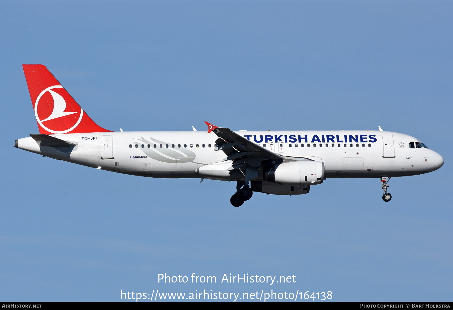 Aircraft Photo of TC-JPH | Airbus A320-232 | Turkish Airlines | AirHistory.net #164138