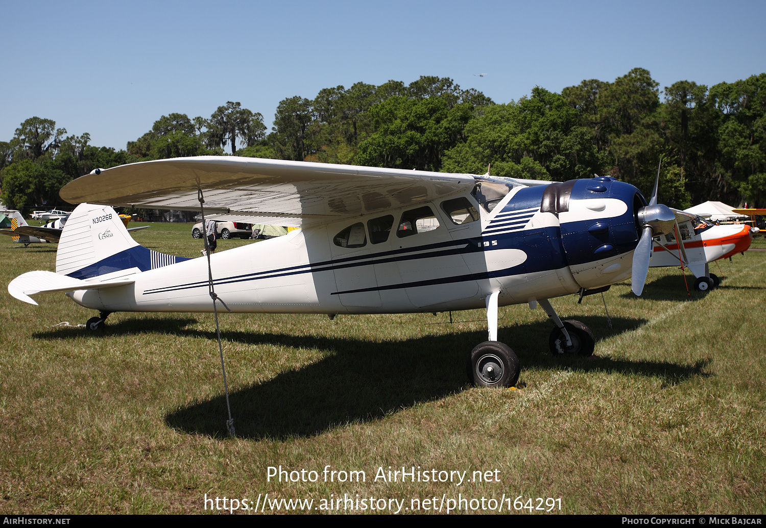 Aircraft Photo of N3026B | Cessna 195B | AirHistory.net #164291