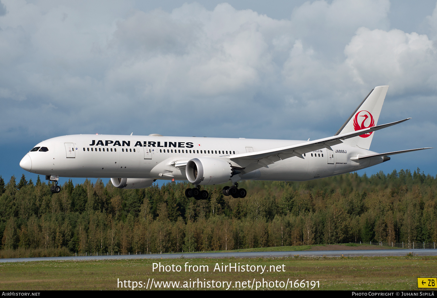 Aircraft Photo of JA866J | Boeing 787-9 Dreamliner | Japan Airlines - JAL | AirHistory.net #166191