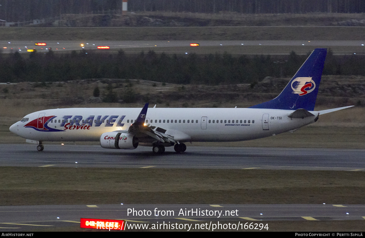 Aircraft Photo of OK-TSI | Boeing 737-9GJ/ER | Travel Service | AirHistory.net #166294