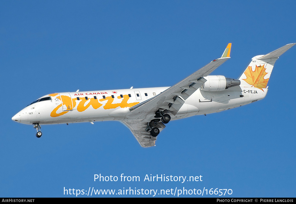 Aircraft Photo of C-FEJA | Bombardier CRJ-200ER (CL-600-2B19) | Air Canada Jazz | AirHistory.net #166570