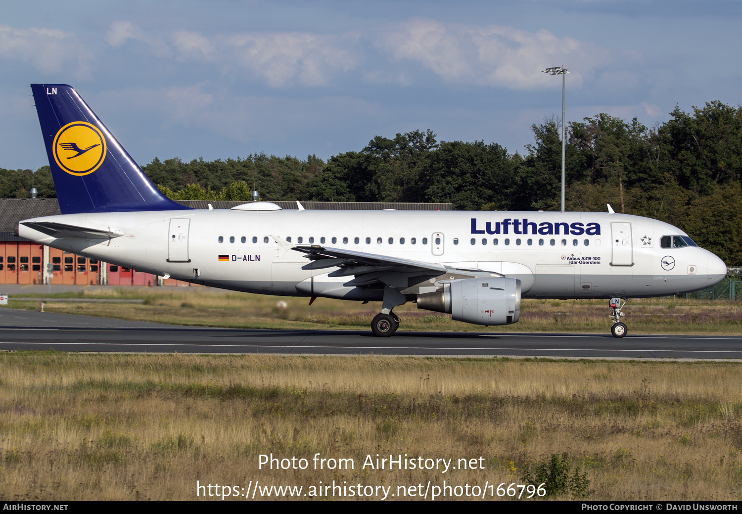 Aircraft Photo of D-AILN | Airbus A319-114 | Lufthansa | AirHistory.net #166796