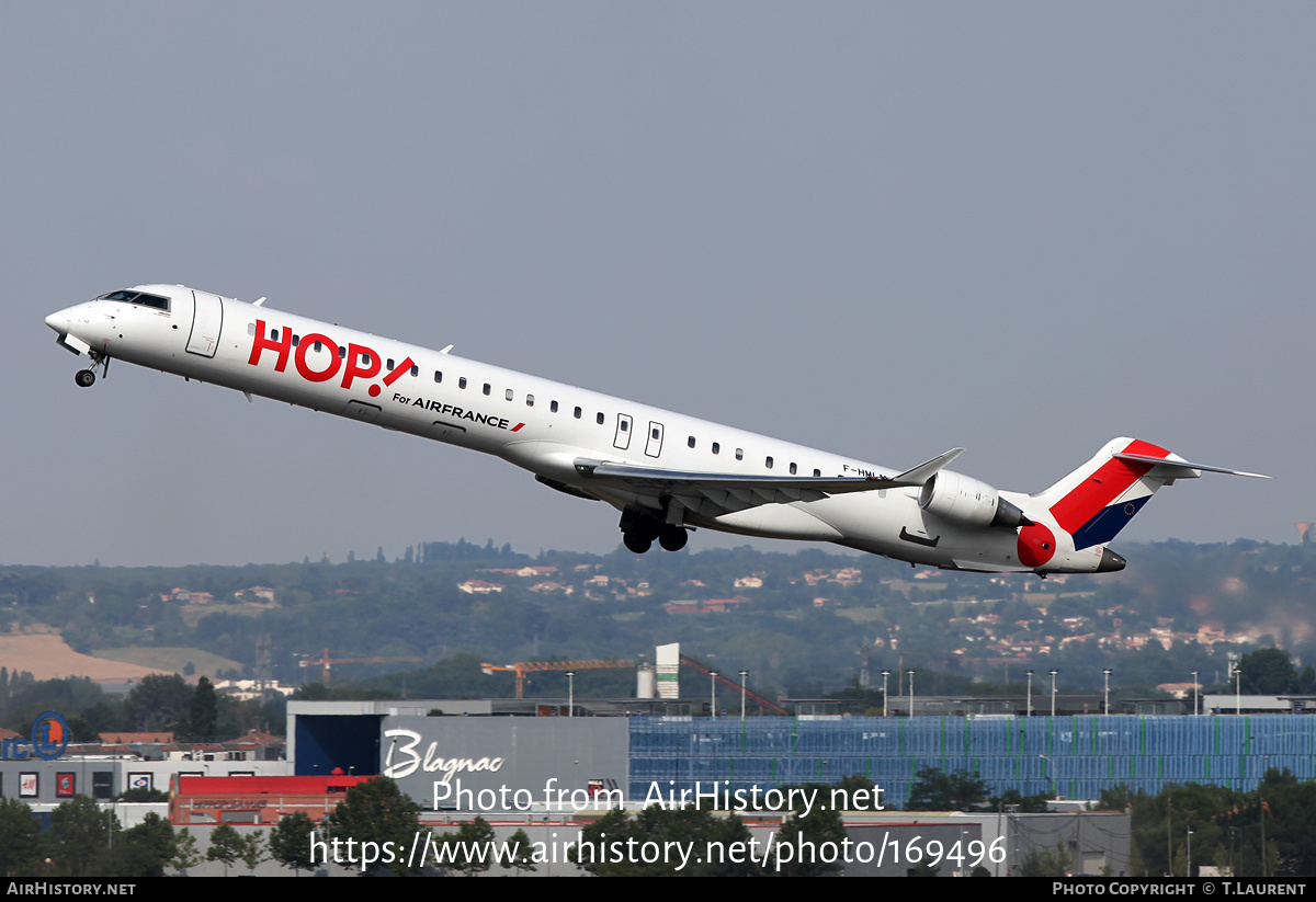 Aircraft Photo of F-HMLN | Bombardier CRJ-1000EL NG (CL-600-2E25) | Hop! | AirHistory.net #169496