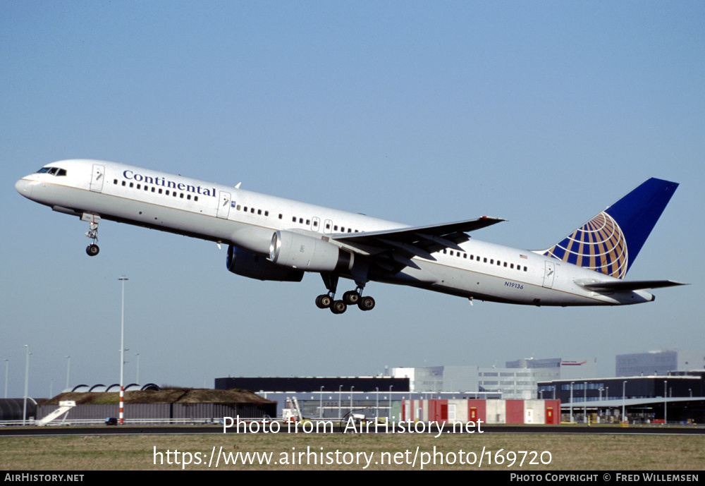 Aircraft Photo of N19136 | Boeing 757-224 | Continental Airlines | AirHistory.net #169720