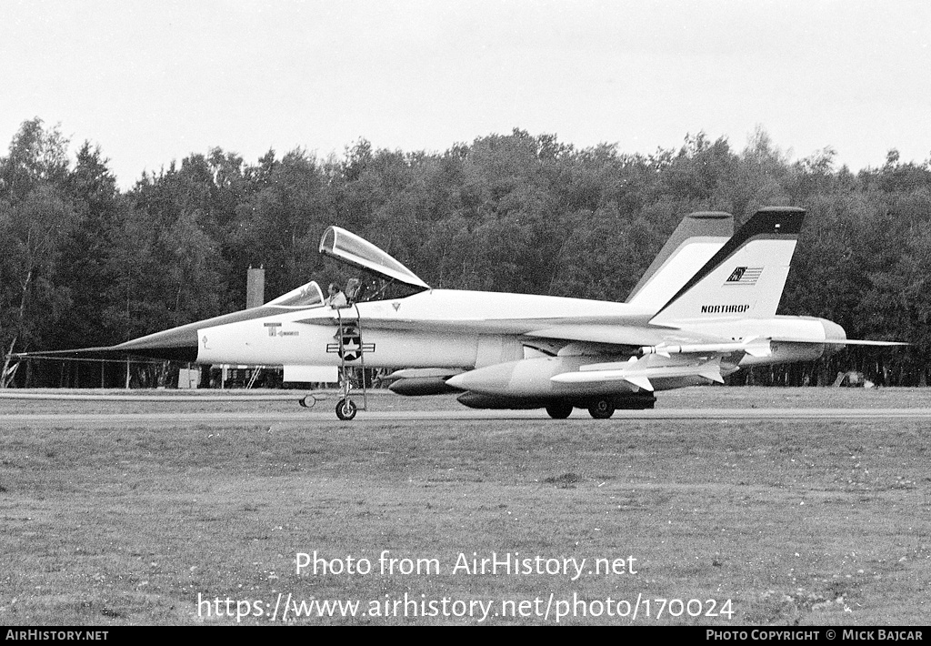 Aircraft Photo of 201570 | Northrop YF-17A Cobra | USA - Navy | AirHistory.net #170024