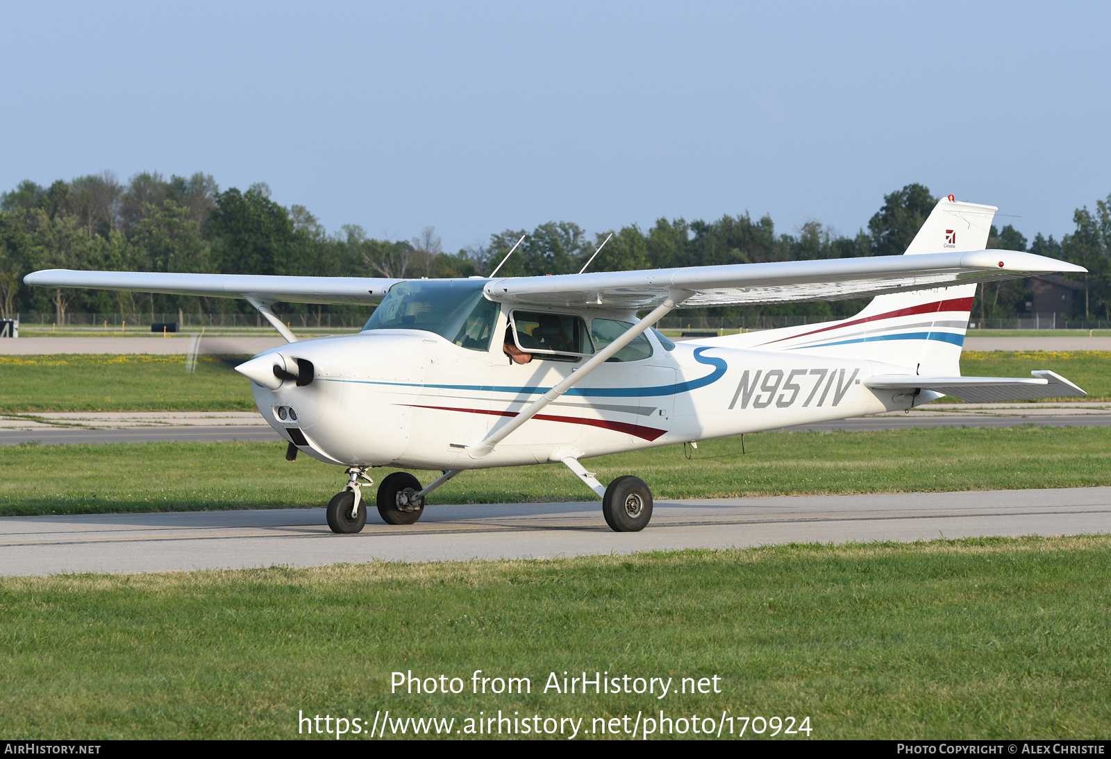 Aircraft Photo of N9571V | Cessna 172M | AirHistory.net #170924