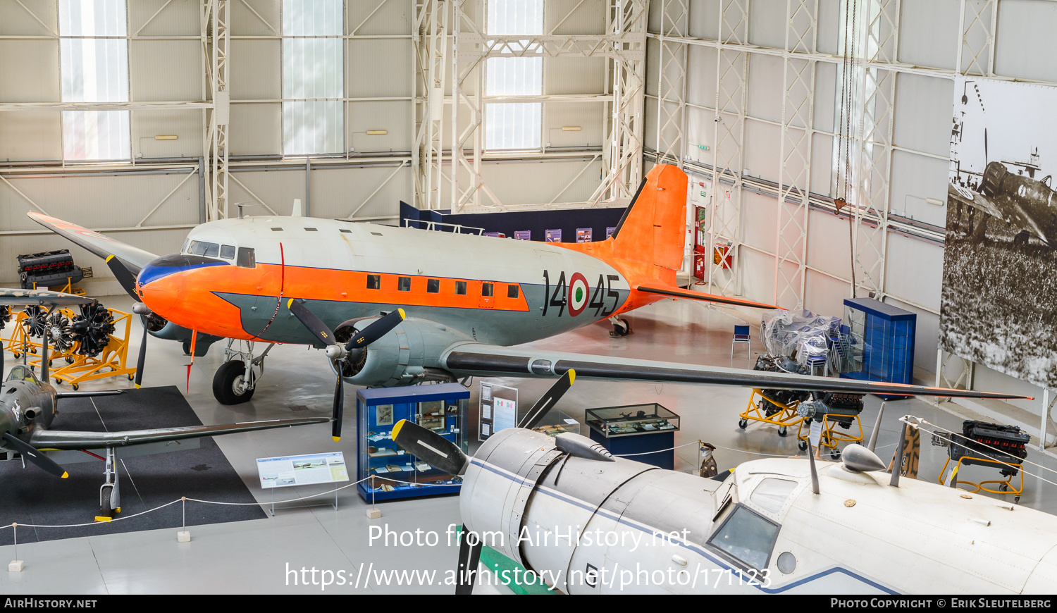 Aircraft Photo of MM61776 | Douglas C-47A Skytrain | Italy - Air Force | AirHistory.net #171123