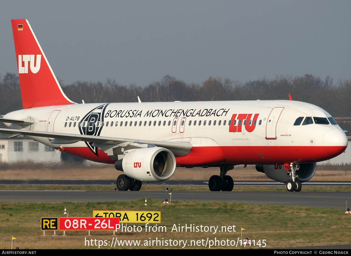 Aircraft Photo of D-ALTB | Airbus A320-214 | LTU - Lufttransport-Unternehmen | AirHistory.net #171145