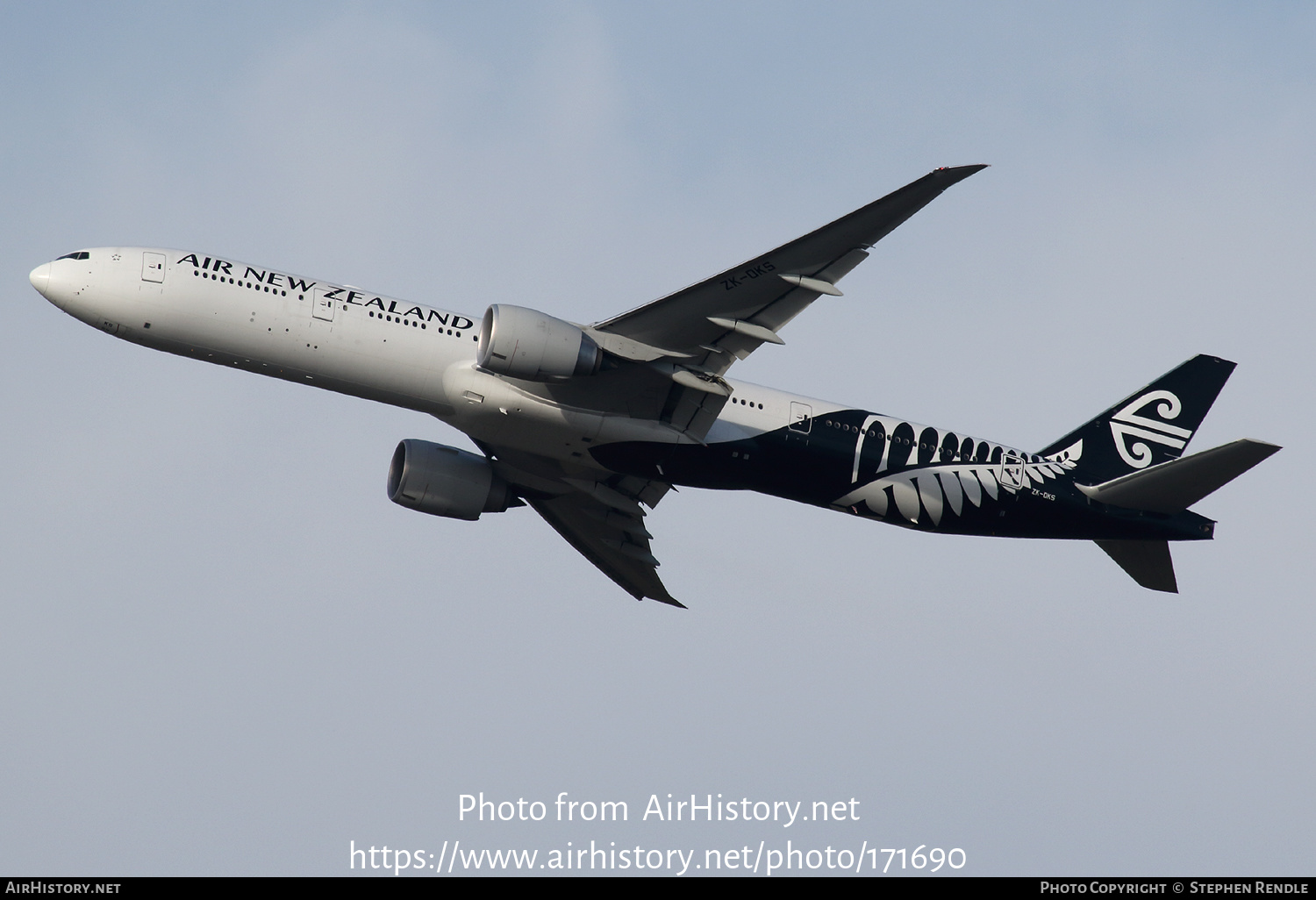 Aircraft Photo of ZK-OKS | Boeing 777-319/ER | Air New Zealand | AirHistory.net #171690