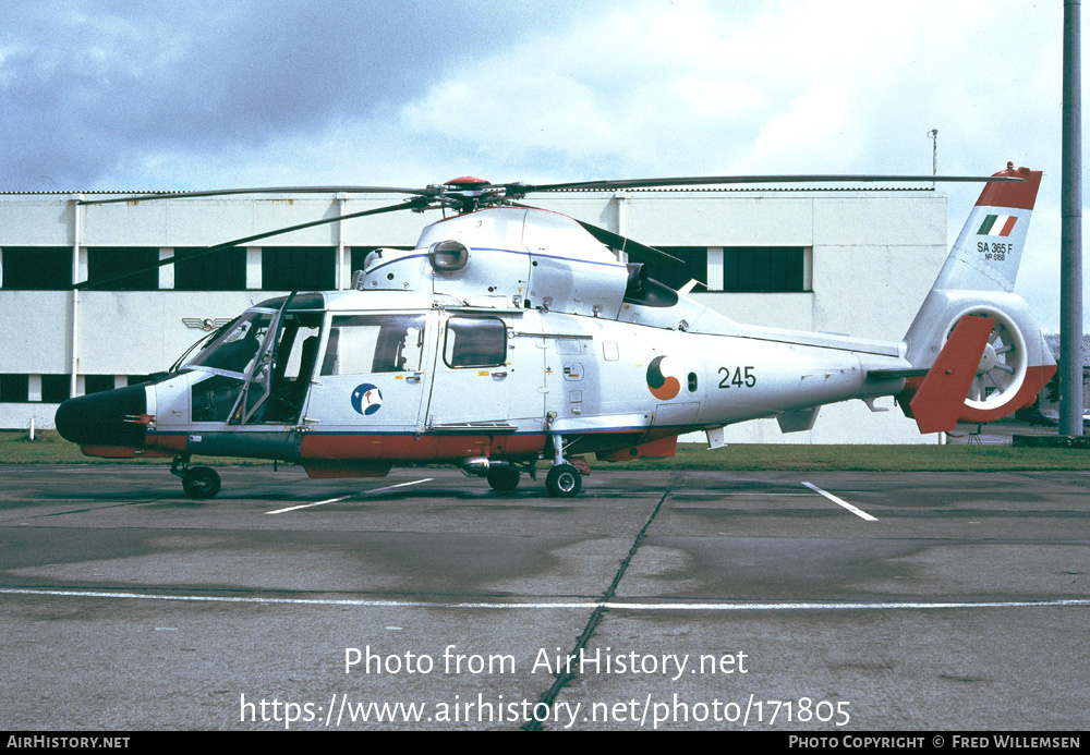 Aircraft Photo of 245 | Aerospatiale SA-365F Dauphin 2 | Ireland - Air Force | AirHistory.net #171805