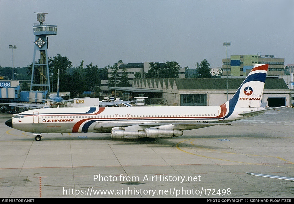 Aircraft Photo of CC-CEA | Boeing 707-330B | LAN Chile - Línea Aérea Nacional | AirHistory.net #172498