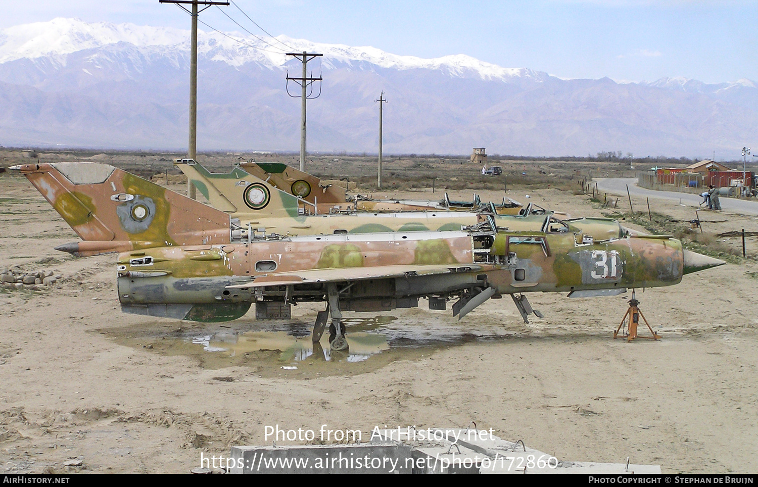 Aircraft Photo of 311 | Mikoyan-Gurevich MiG-21bis | Afghanistan - Air Force | AirHistory.net #172860