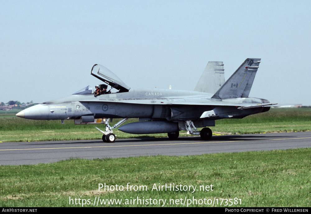 Aircraft Photo of 188746 | McDonnell Douglas CF-188 Hornet | Canada - Air Force | AirHistory.net #173581