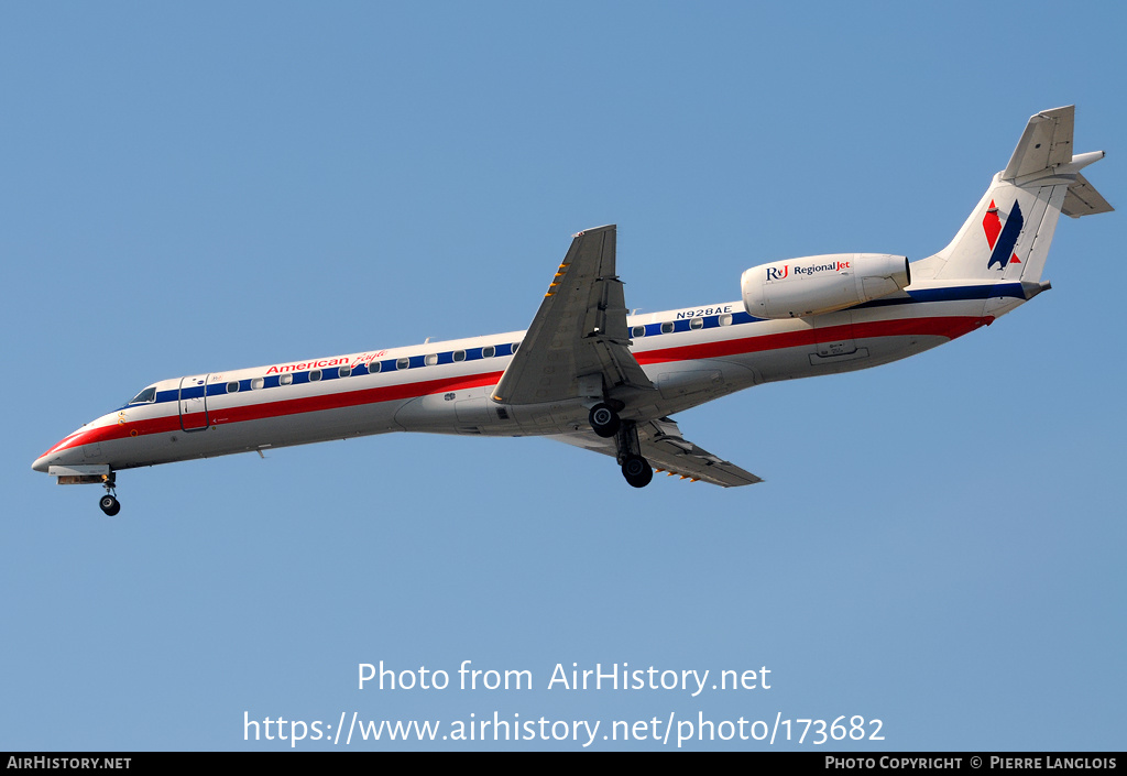 Aircraft Photo of N928AE | Embraer ERJ-145LR (EMB-145LR) | American Eagle | AirHistory.net #173682