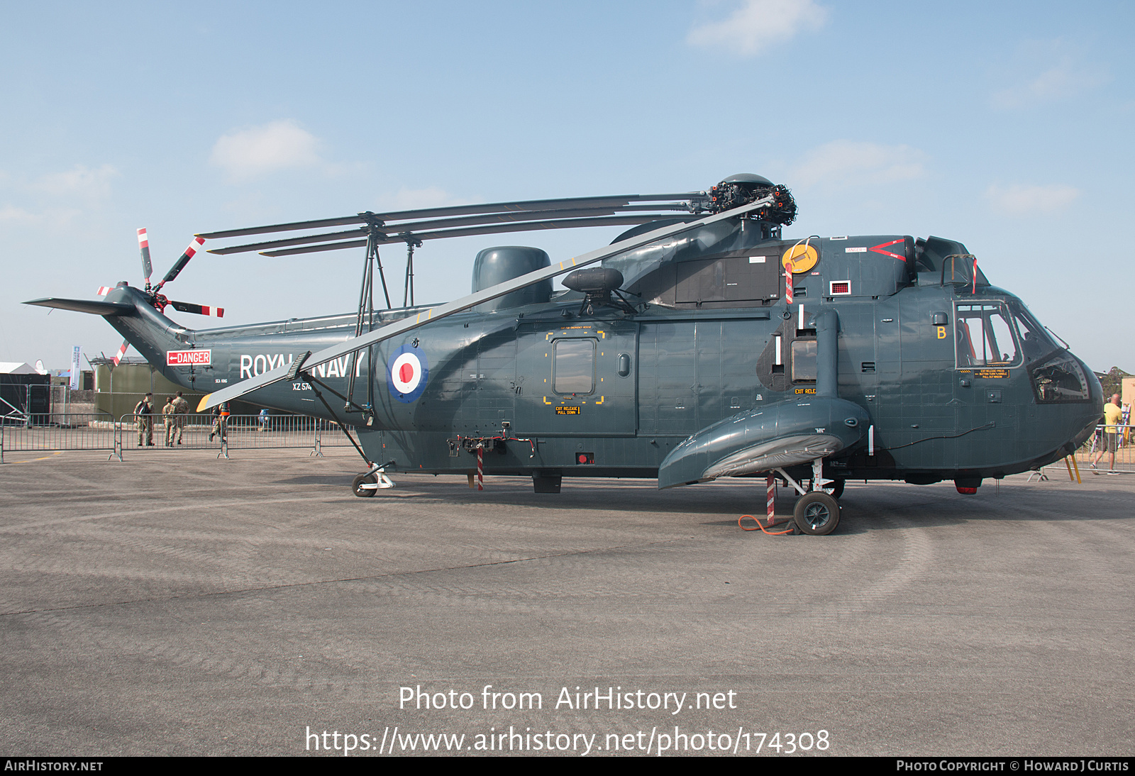 Aircraft Photo of XZ574 | Westland WS-61 Sea King HAS5 | UK - Navy | AirHistory.net #174308