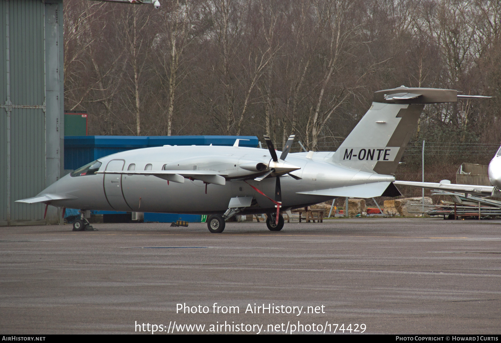 Aircraft Photo of M-ONTE | Piaggio P-180 Avanti II | AirHistory.net #174429