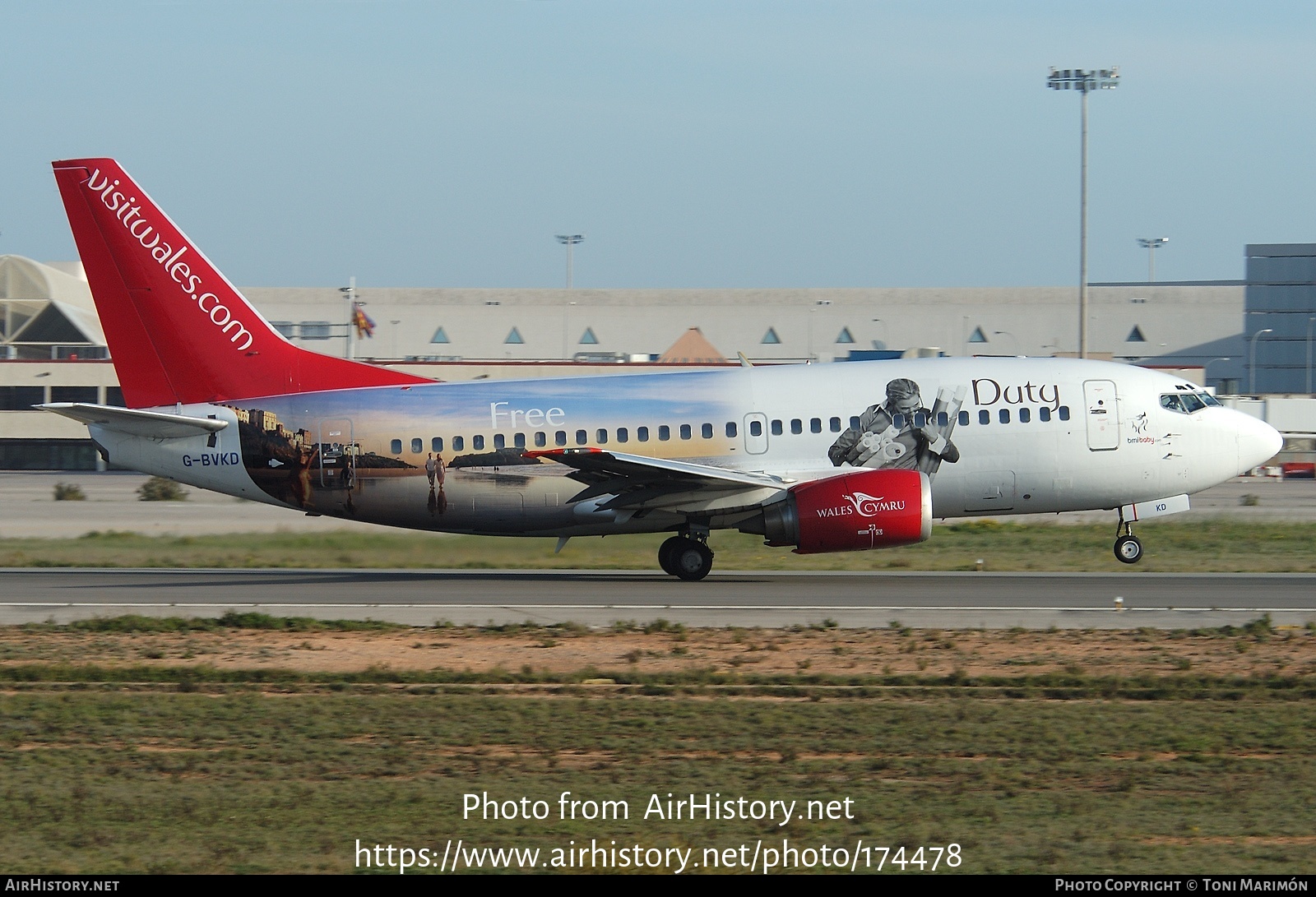 Aircraft Photo of G-BVKD | Boeing 737-59D | Bmibaby | AirHistory.net #174478