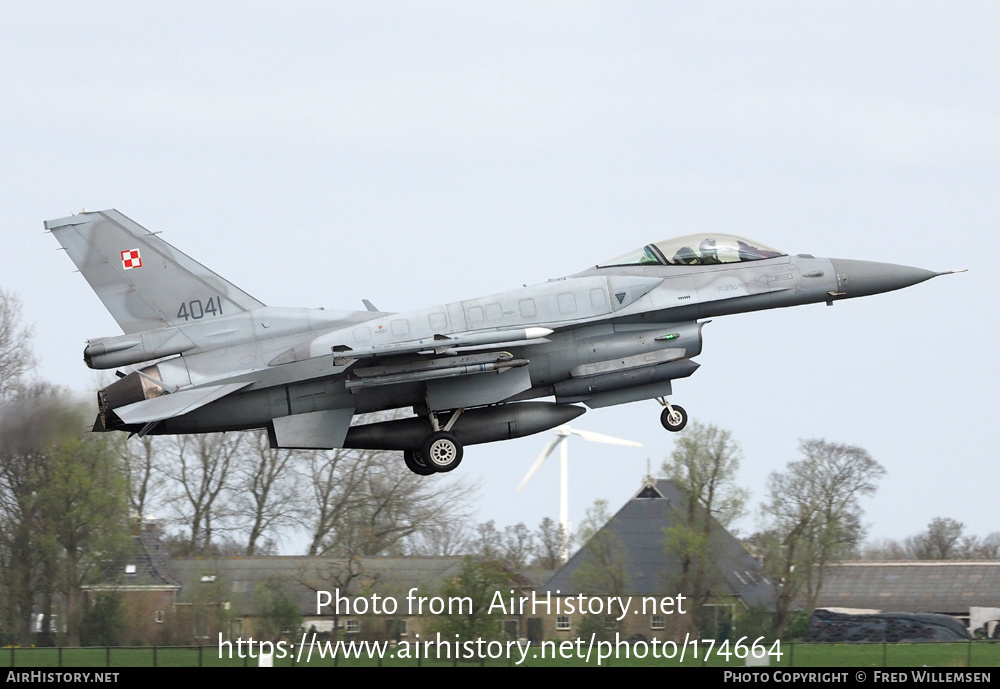 Aircraft Photo of 4041 | Lockheed Martin F-16CJ Fighting Falcon | Poland - Air Force | AirHistory.net #174664