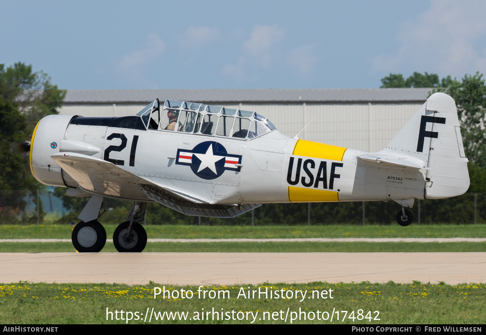 Aircraft Photo of N75342 | North American AT-6D Harvard II | USA - Air Force | AirHistory.net #174842