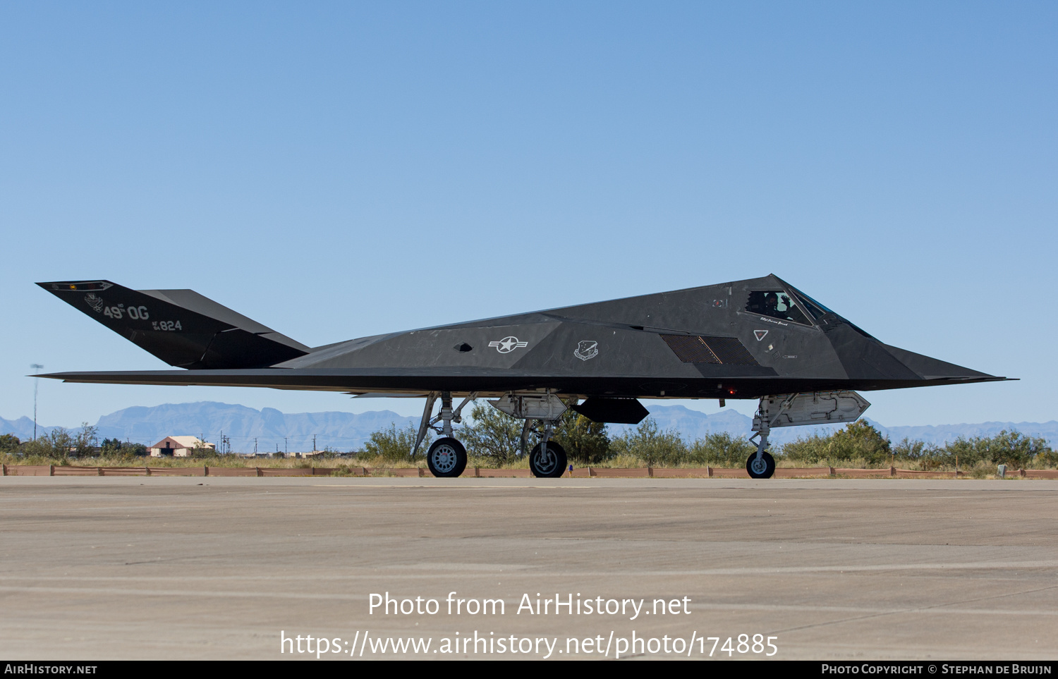 Aircraft Photo of 84-0824 / AF84-824 | Lockheed F-117A Nighthawk | USA - Air Force | AirHistory.net #174885