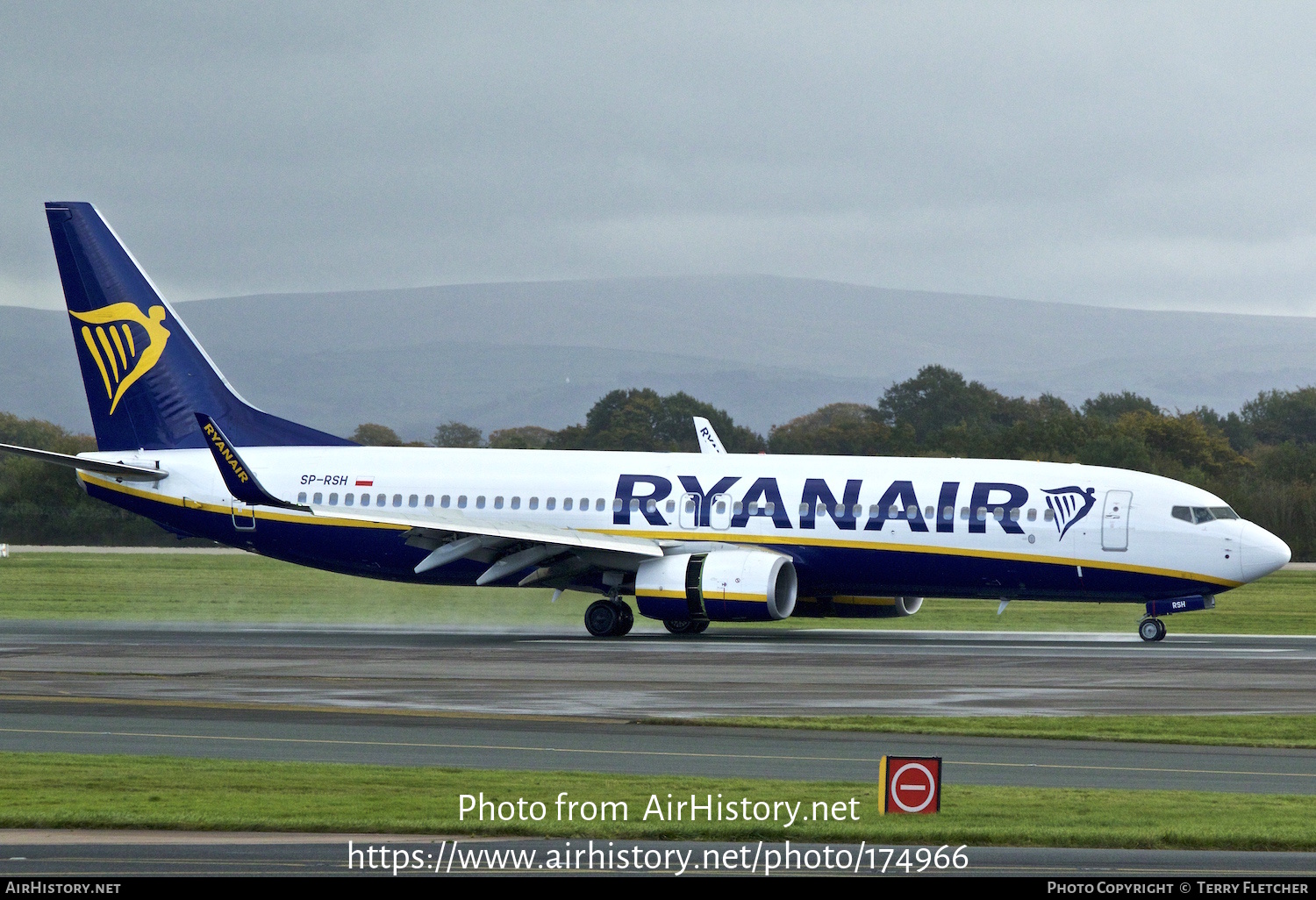 Aircraft Photo of SP-RSH | Boeing 737-800 | Ryanair | AirHistory.net #174966