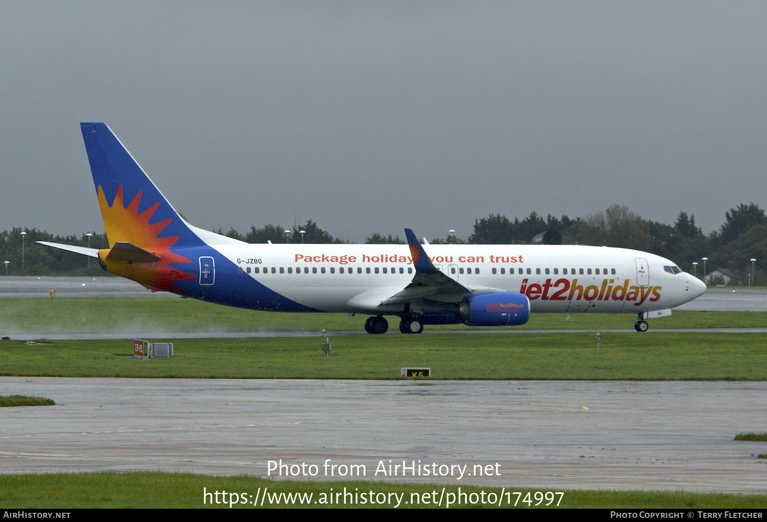 Aircraft Photo of G-JZBG | Boeing 737-800 | Jet2 Holidays | AirHistory.net #174997