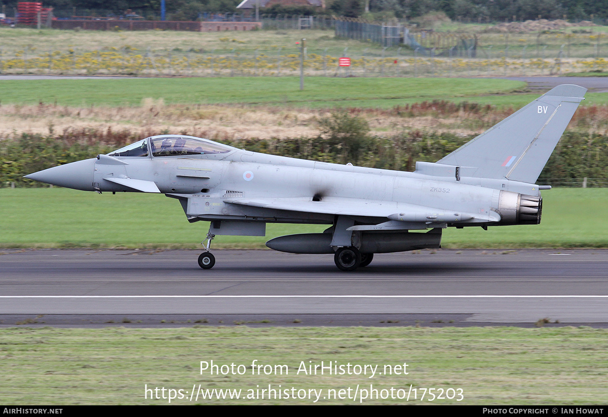 Aircraft Photo of ZK352 | Eurofighter EF-2000 Typhoon FGR4 | UK - Air Force | AirHistory.net #175203