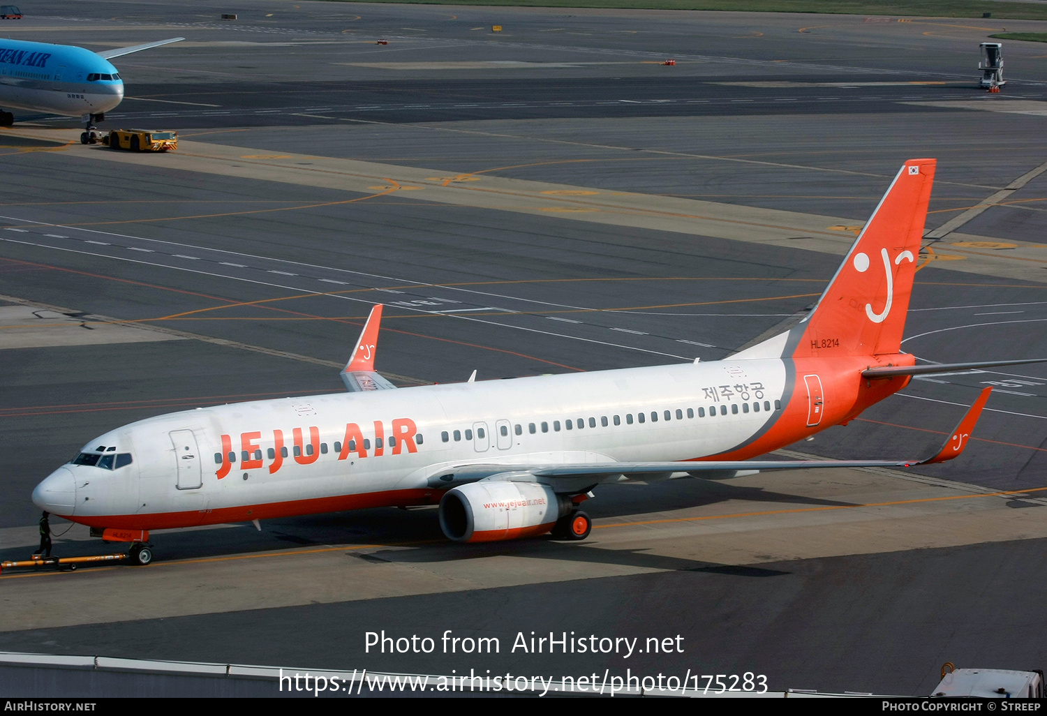 Aircraft Photo of HL8214 | Boeing 737-86N | Jeju Air | AirHistory.net #175283