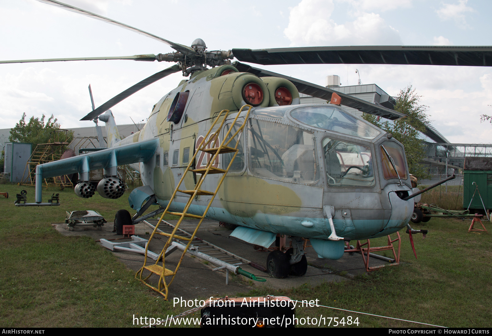 Aircraft Photo of 20 red | Mil Mi-24A | Soviet Union - Air Force | AirHistory.net #175484