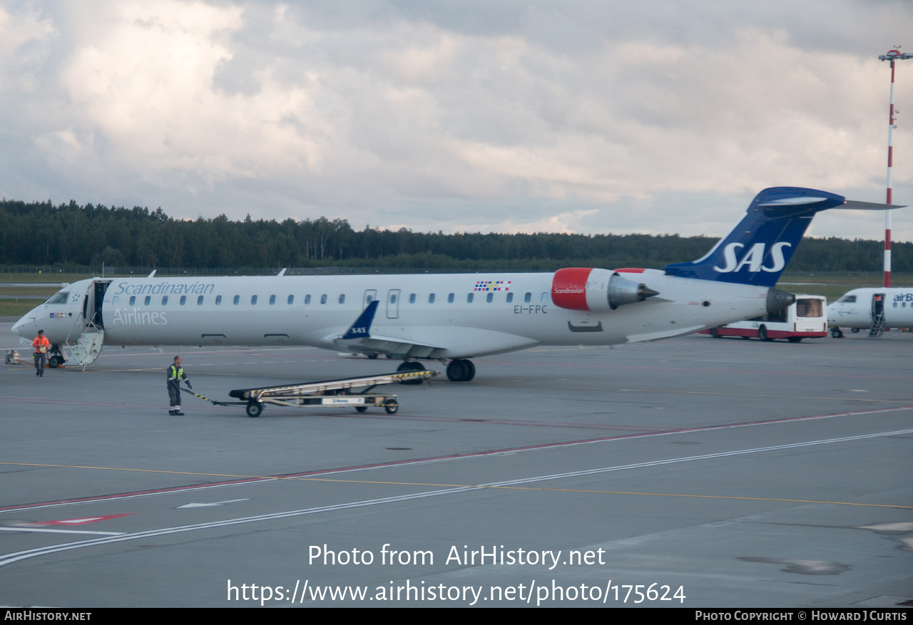 Aircraft Photo of EI-FPC | Bombardier CRJ-900 (CL-600-2D24) | Scandinavian Airlines - SAS | AirHistory.net #175624