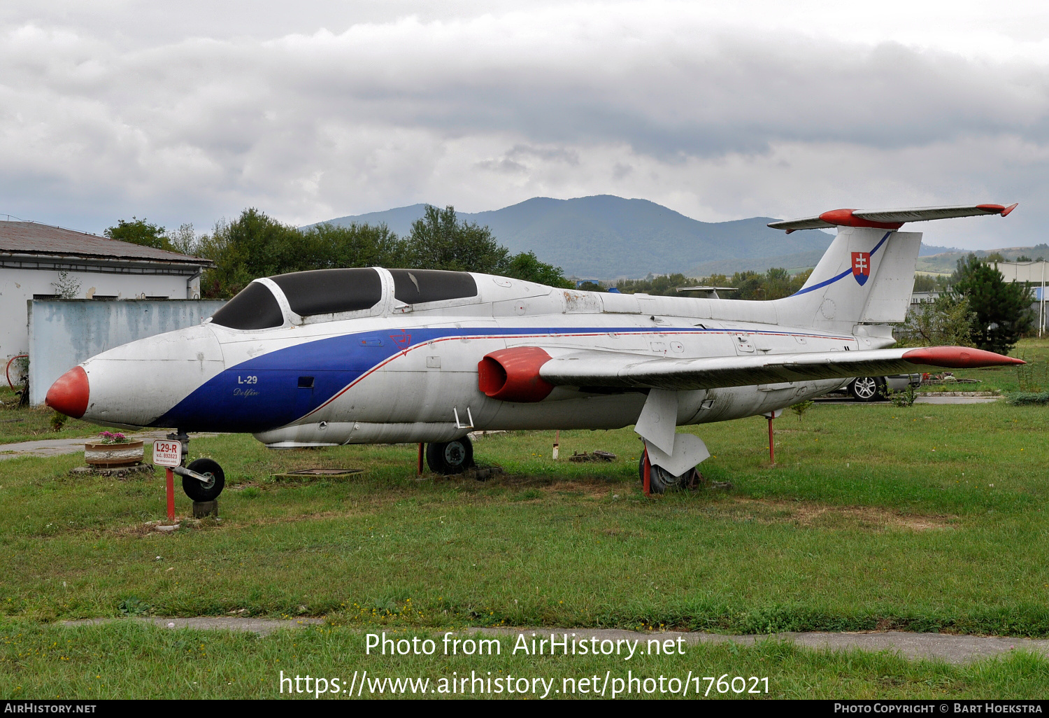 Aircraft Photo of 2823 | Aero L-29R Delfin | Slovakia - Air Force | AirHistory.net #176021