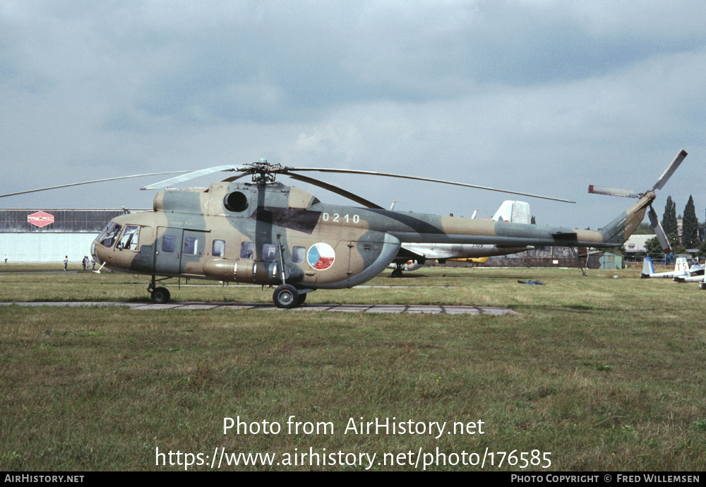 Aircraft Photo of 0210 | Mil Mi-8P | Czechoslovakia - Air Force | AirHistory.net #176585