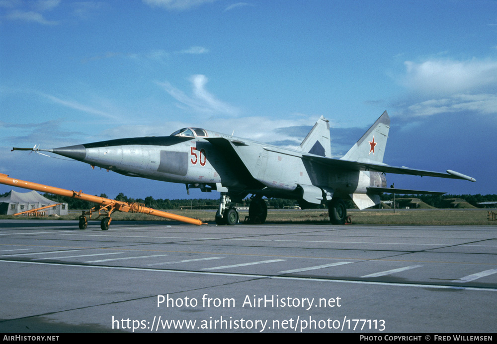 Aircraft Photo of 50 red | Mikoyan-Gurevich MiG-25RBK | Russia - Air Force | AirHistory.net #177113