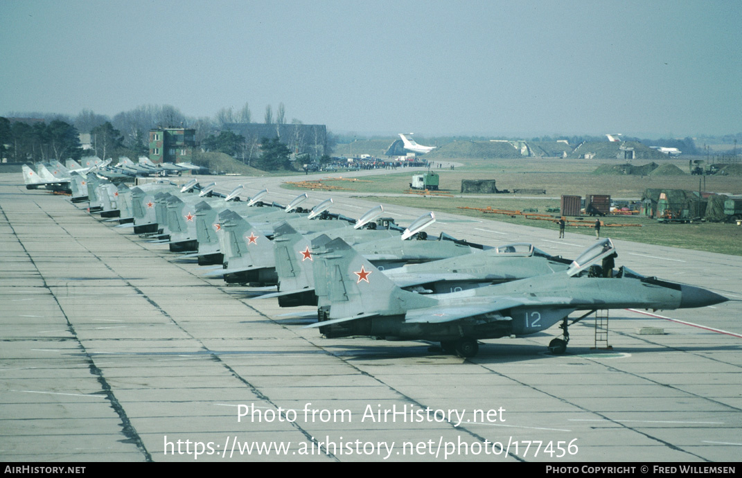 Aircraft Photo of 12 white | Mikoyan-Gurevich MiG-29 (9-12) | Russia - Air Force | AirHistory.net #177456