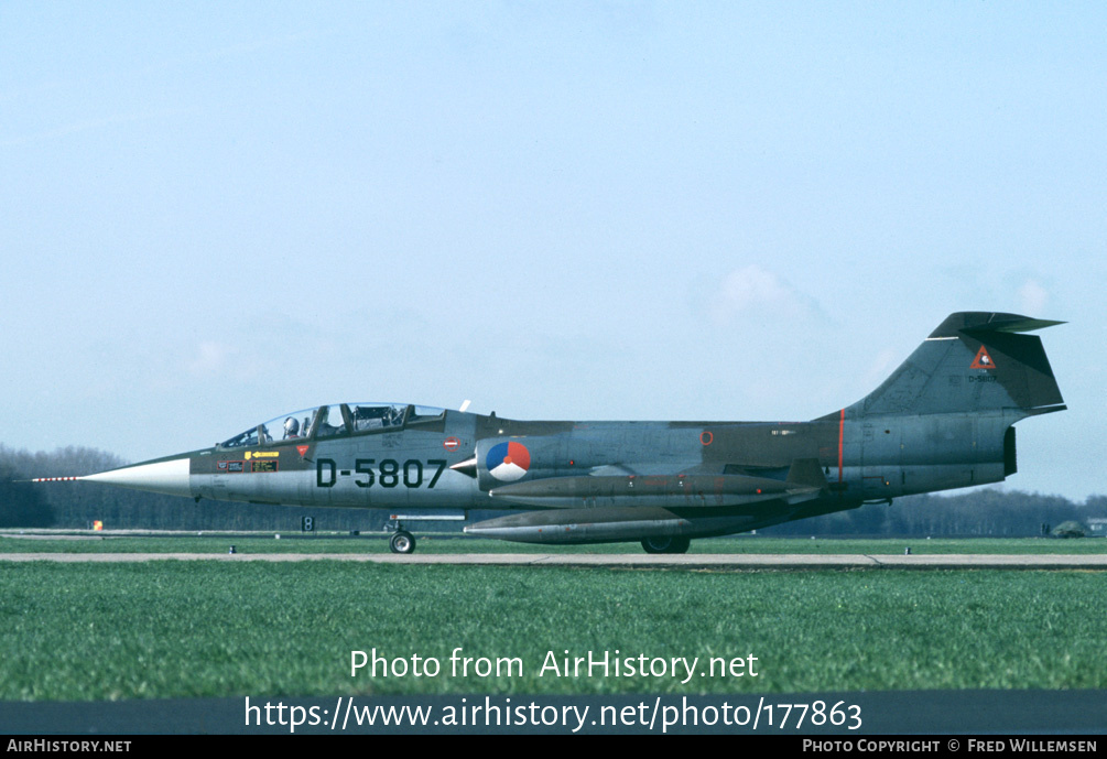 Aircraft Photo of D-5807 | Lockheed TF-104G Starfighter | Netherlands - Air Force | AirHistory.net #177863