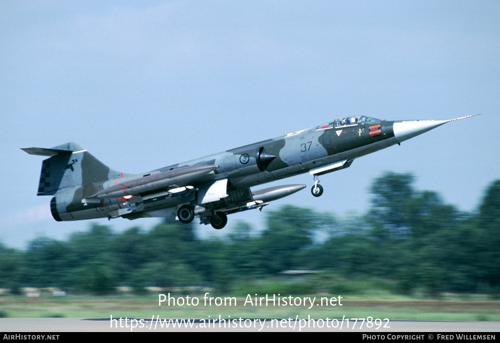 Aircraft Photo of MM6887 | Lockheed F-104S Starfighter | Italy - Air Force | AirHistory.net #177892