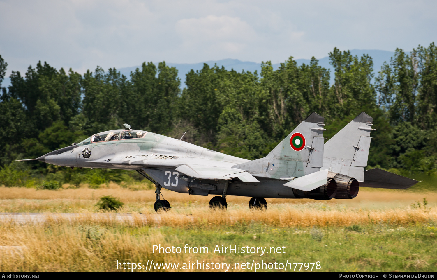 Aircraft Photo of 33 | Mikoyan-Gurevich MiG-29UB (9-51) | Bulgaria - Air Force | AirHistory.net #177978