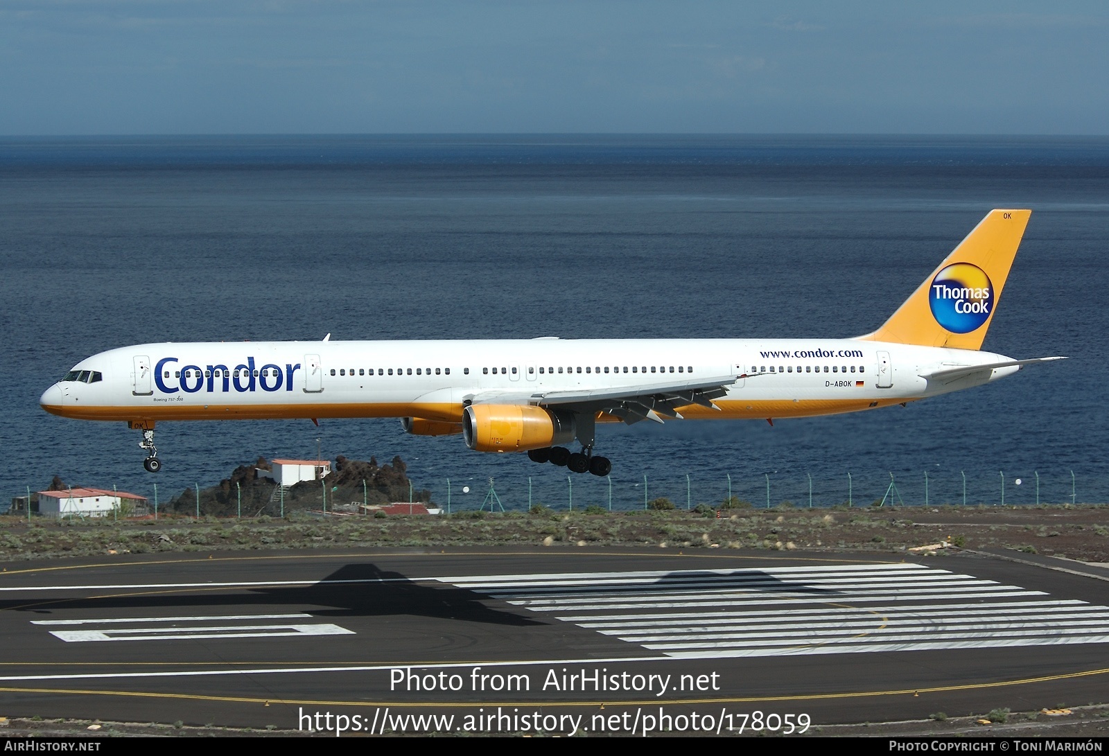 Aircraft Photo of D-ABOK | Boeing 757-330 | Condor Flugdienst | AirHistory.net #178059