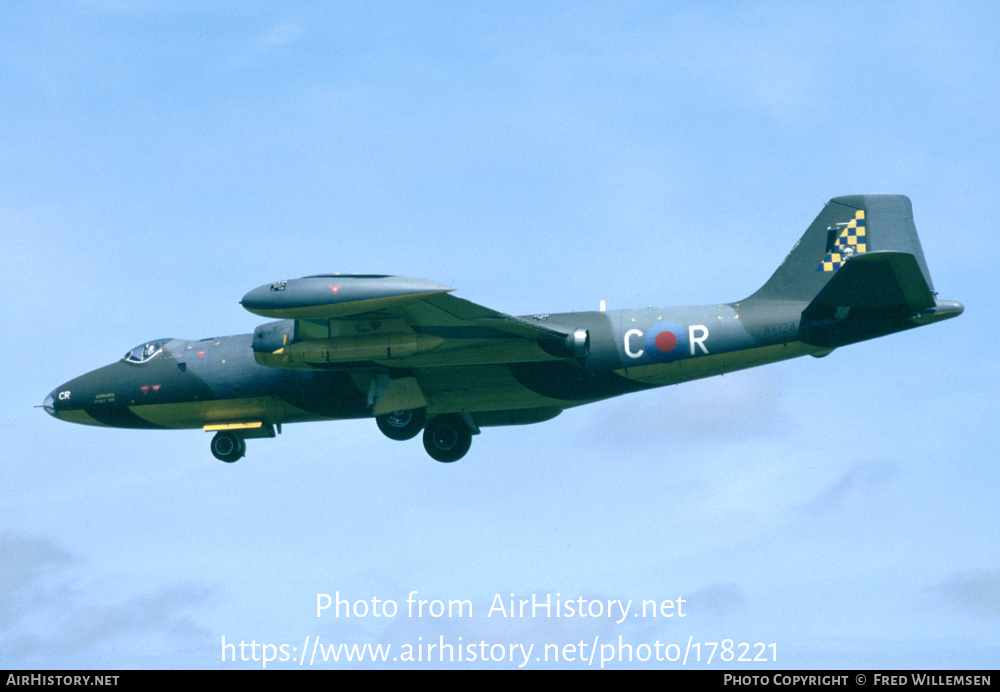 Aircraft Photo of WK124 | English Electric Canberra TT18 | UK - Air Force | AirHistory.net #178221