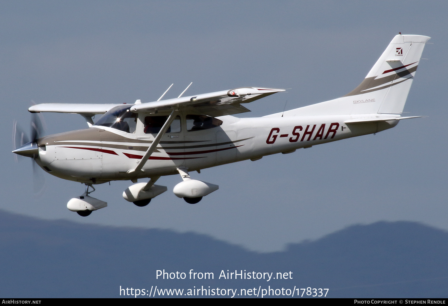 Aircraft Photo of G-SHAR | Cessna 182T Skylane | AirHistory.net #178337