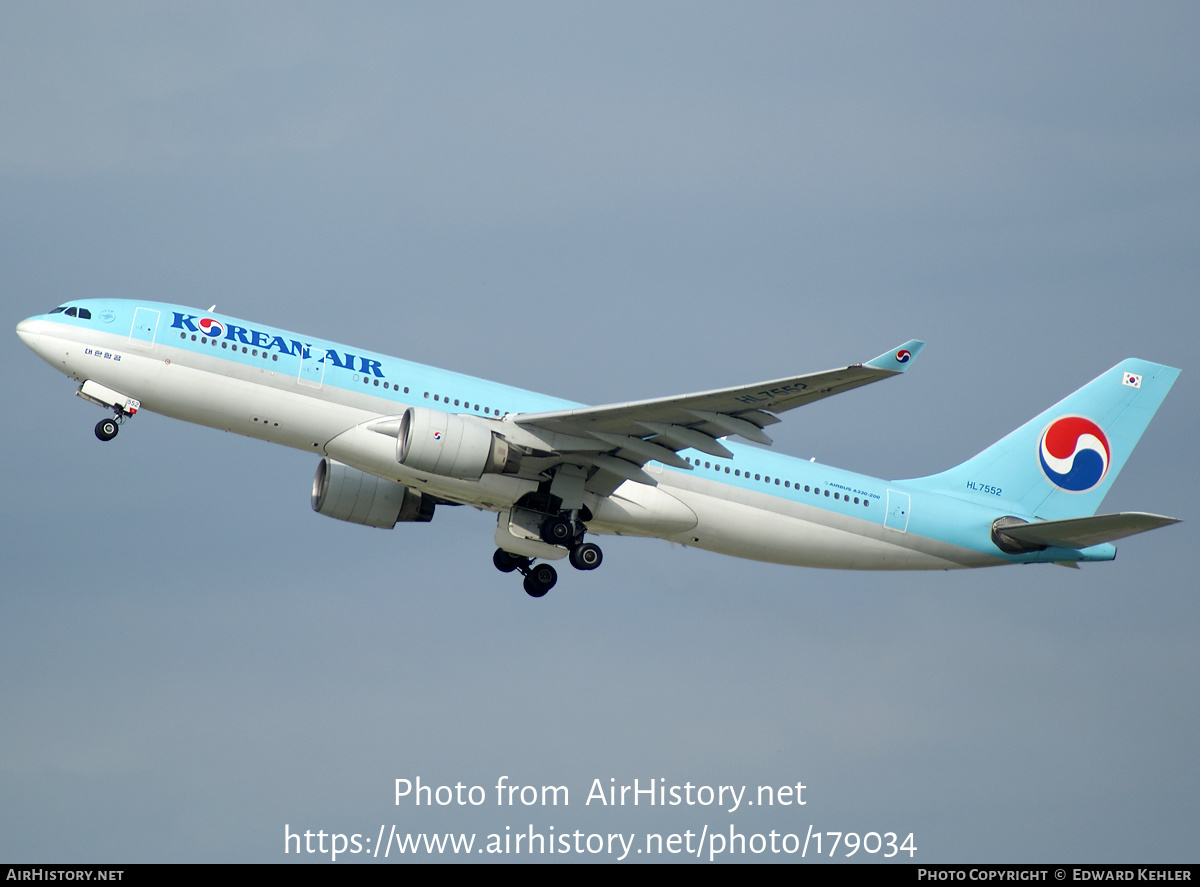 Aircraft Photo of HL7552 | Airbus A330-223 | Korean Air | AirHistory.net #179034