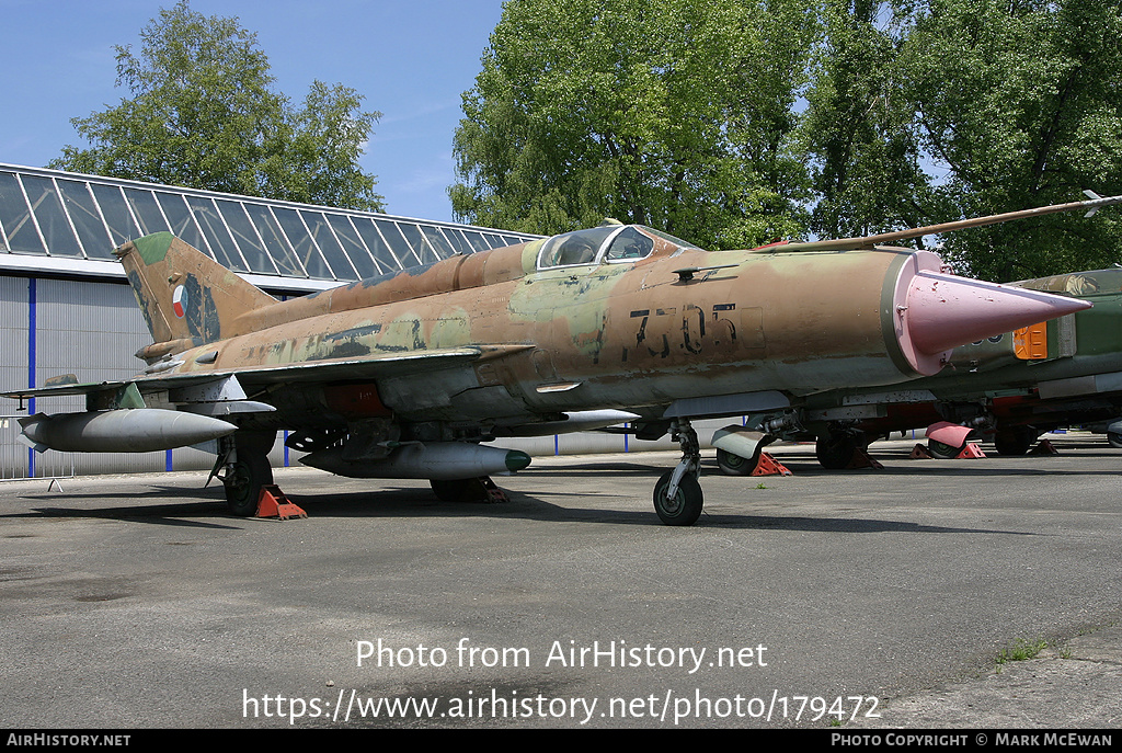 Aircraft Photo of 7705 | Mikoyan-Gurevich MiG-21MF | Czechia - Air Force | AirHistory.net #179472